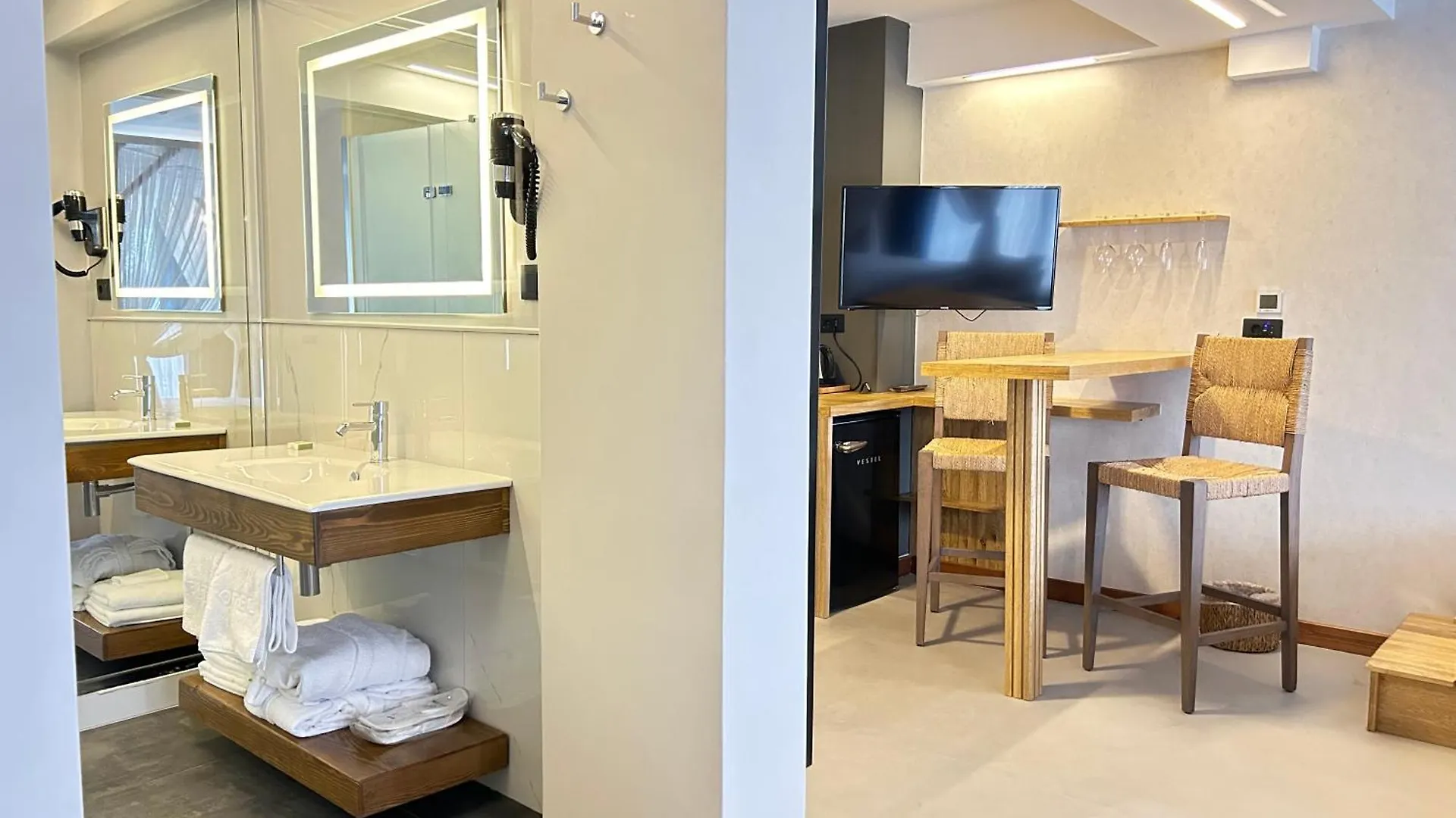 Ertan Otel Çeşme 4*,  Τουρκία