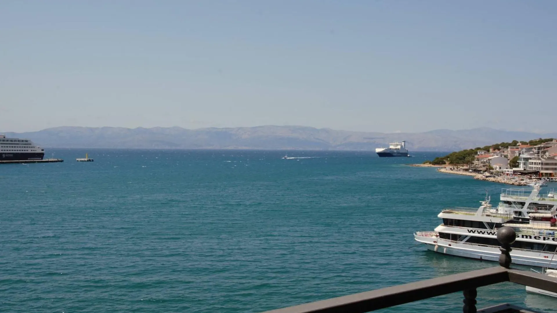 Ertan Otel Çeşme 4*,